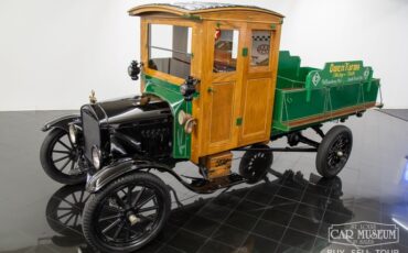 1925-ford-model-t-express-delivery