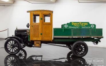 1925-ford-model-t-express-delivery