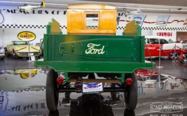 1925-ford-model-t-express-delivery