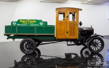 1925-ford-model-t-express-delivery