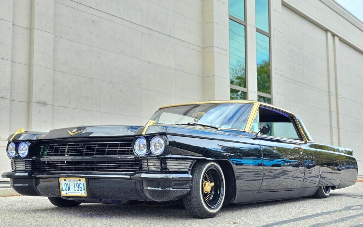 Cadillac-DeVille-Coupe-1964-5