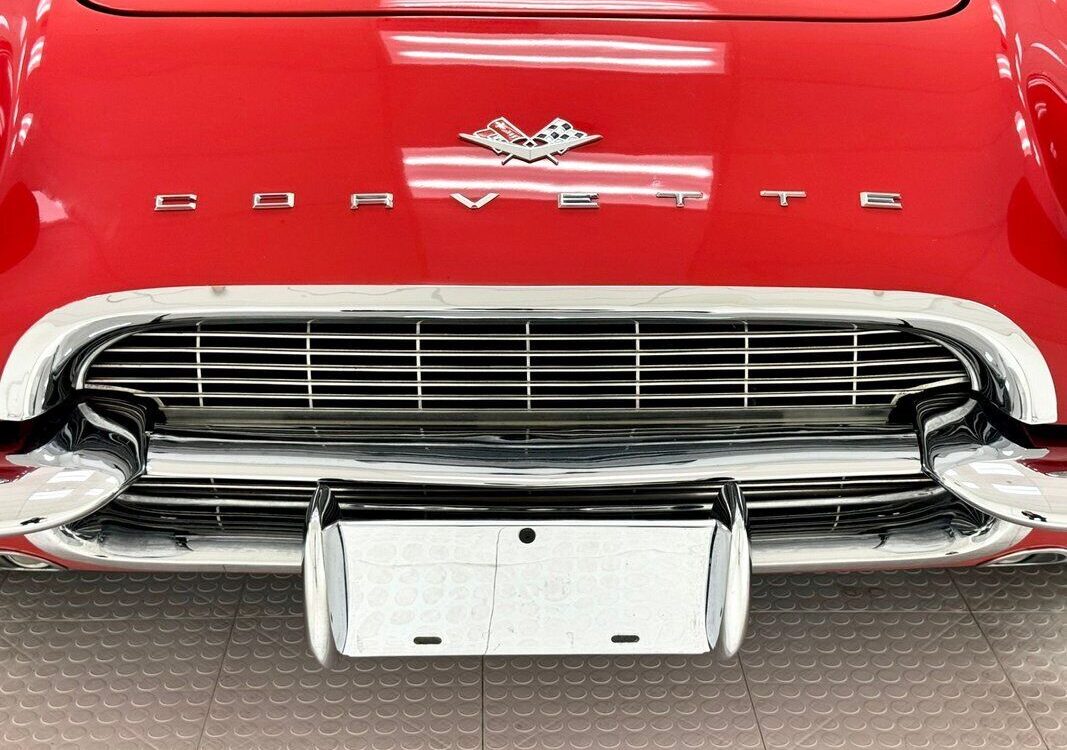 Chevrolet-Corvette-Cabriolet-1961-11