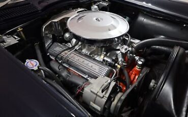 Chevrolet-Corvette-Coupe-1964-13