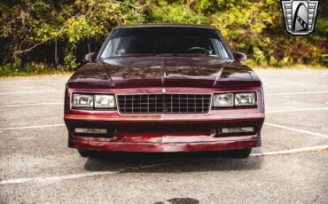 Chevrolet-Monte-Carlo-1986-9