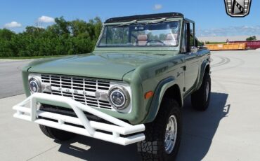 Ford-Bronco-1972-2