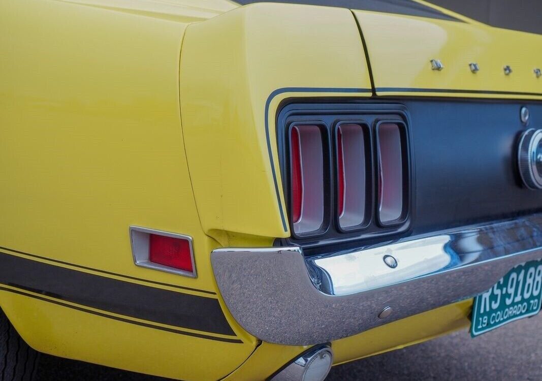 Ford-Mustang-1970-11