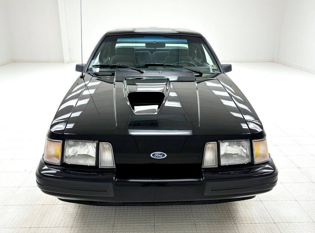 Ford-Mustang-Coupe-1986-7