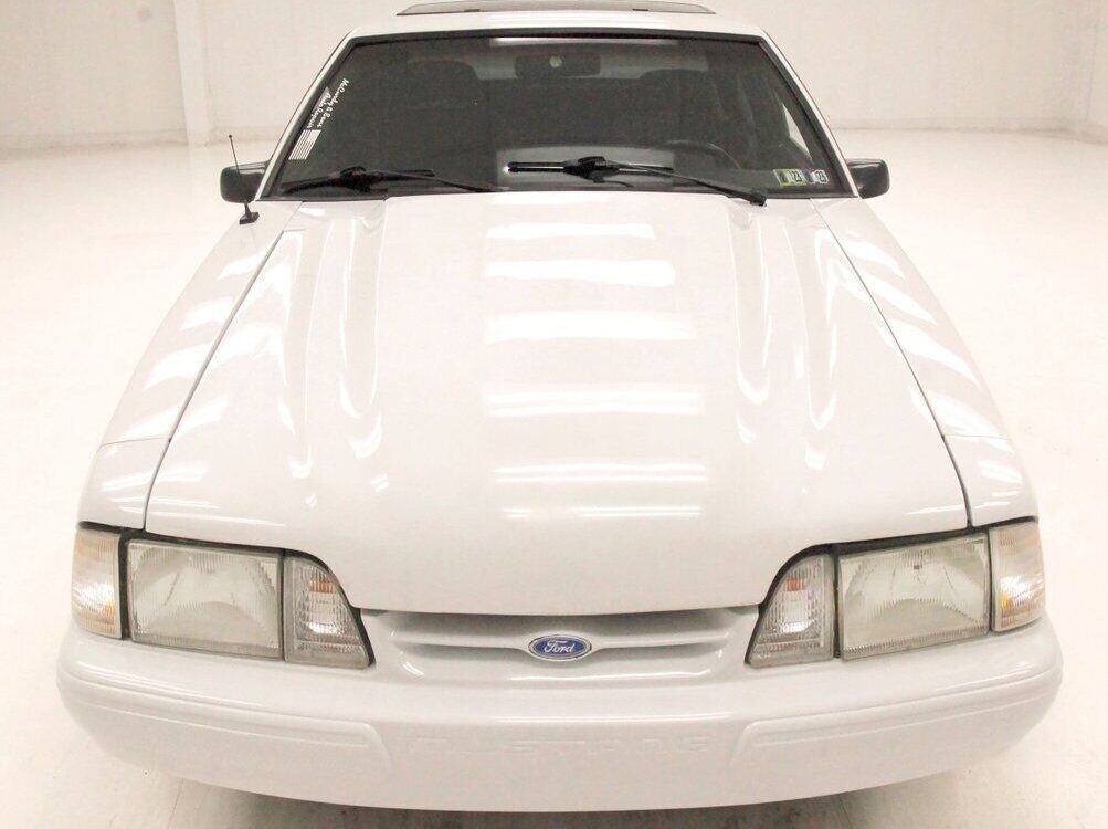 Ford-Mustang-Coupe-1993-6