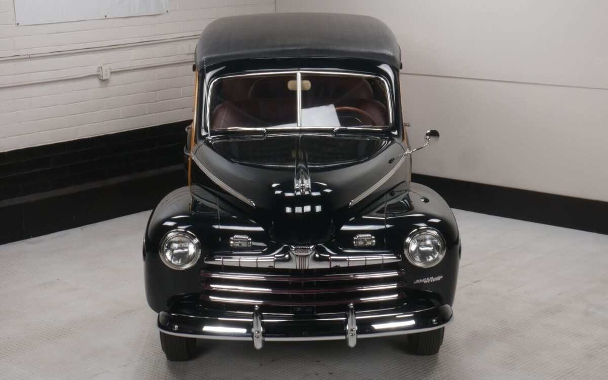 Ford-Wagon-Break-1946-3
