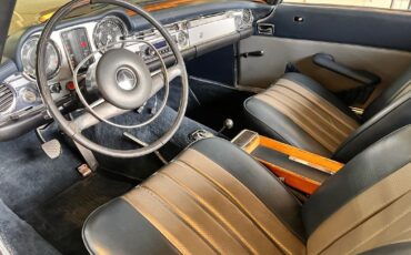 Mercedes-Benz-SL-Class-1968-8