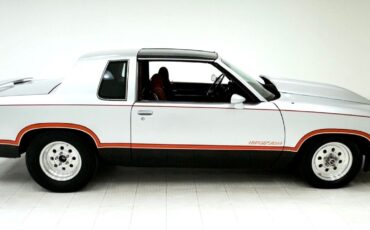 Oldsmobile-Cutlass-1984-6