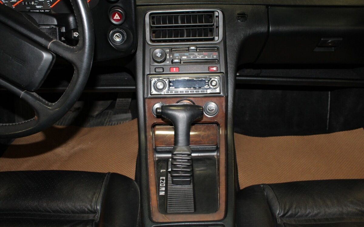 Porsche-928-Coupe-1987-6