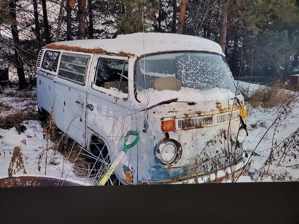 Volkswagen-BusVanagon-1974-10