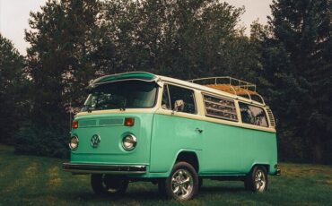 Volkswagen Bus/Vanagon  year1}