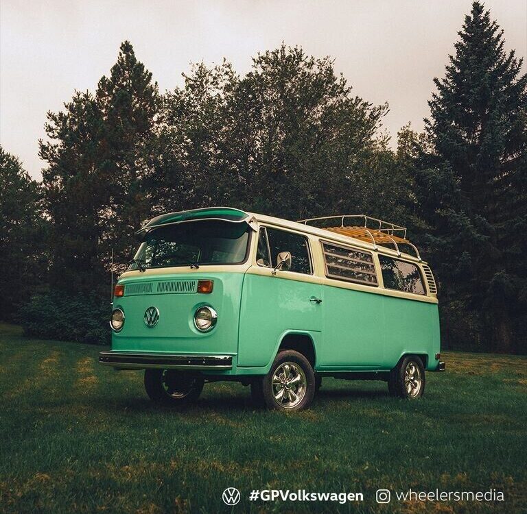 Volkswagen Bus/Vanagon  year1}