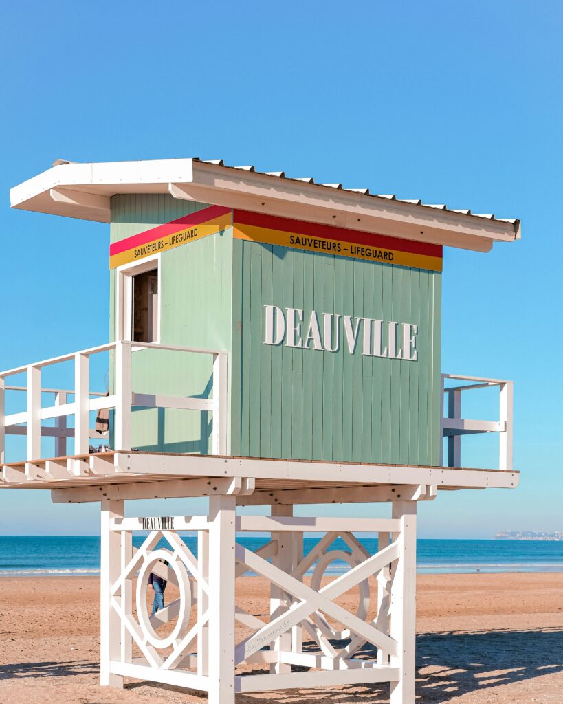 Poste de sauveteurs de Deauville