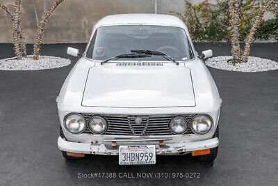 Alfa-Romeo-GTV-2000-1974-1