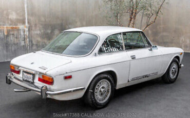 Alfa-Romeo-GTV-2000-1974-4