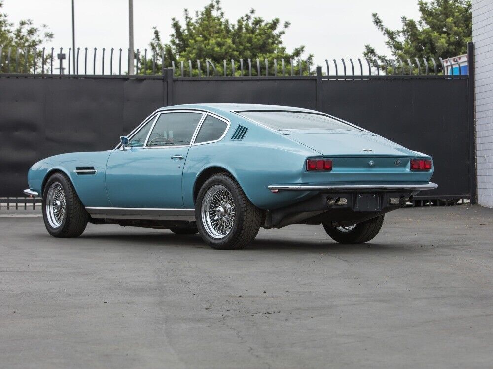 Aston-Martin-DBS-1969-4