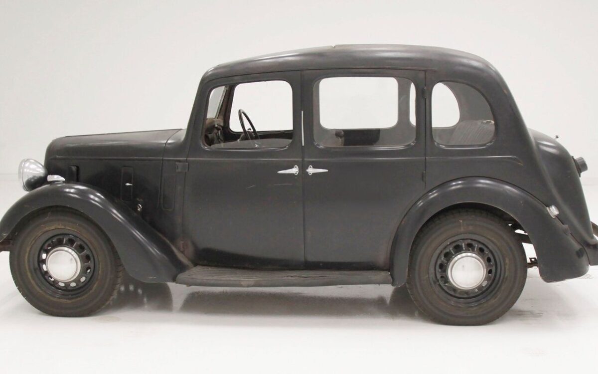 Austin-10-Berline-1937-1