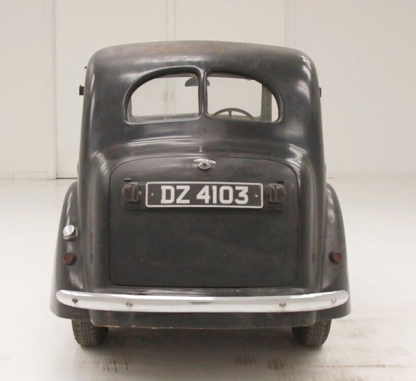 Austin-10-Berline-1937-4