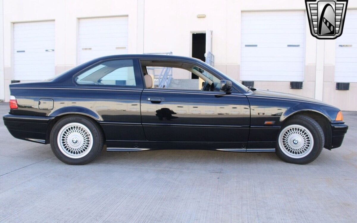 BMW-3-Series-1994-5