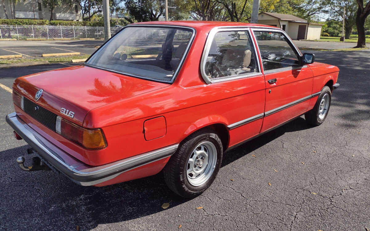 BMW-3-Series-Coupe-1978-4