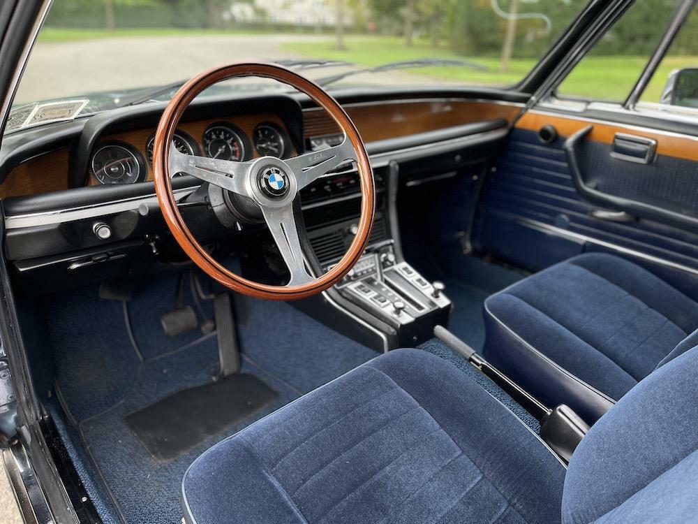 BMW-CS-Coupe-1976-37