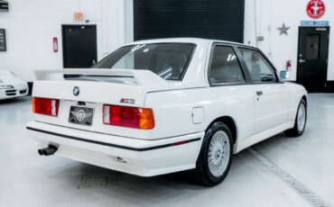 BMW-M3-Coupe-1991-9