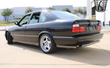 BMW-M5-1991-4