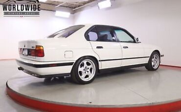 BMW-M5-E34-1993-5