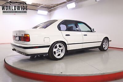 BMW-M5-E34-1993-5