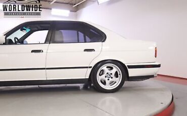 BMW-M5-E34-1993-9