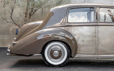Bentley-R-Type-Saloon-1954-10