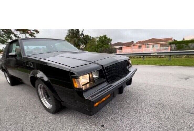 Buick-Grand-National-1987-32