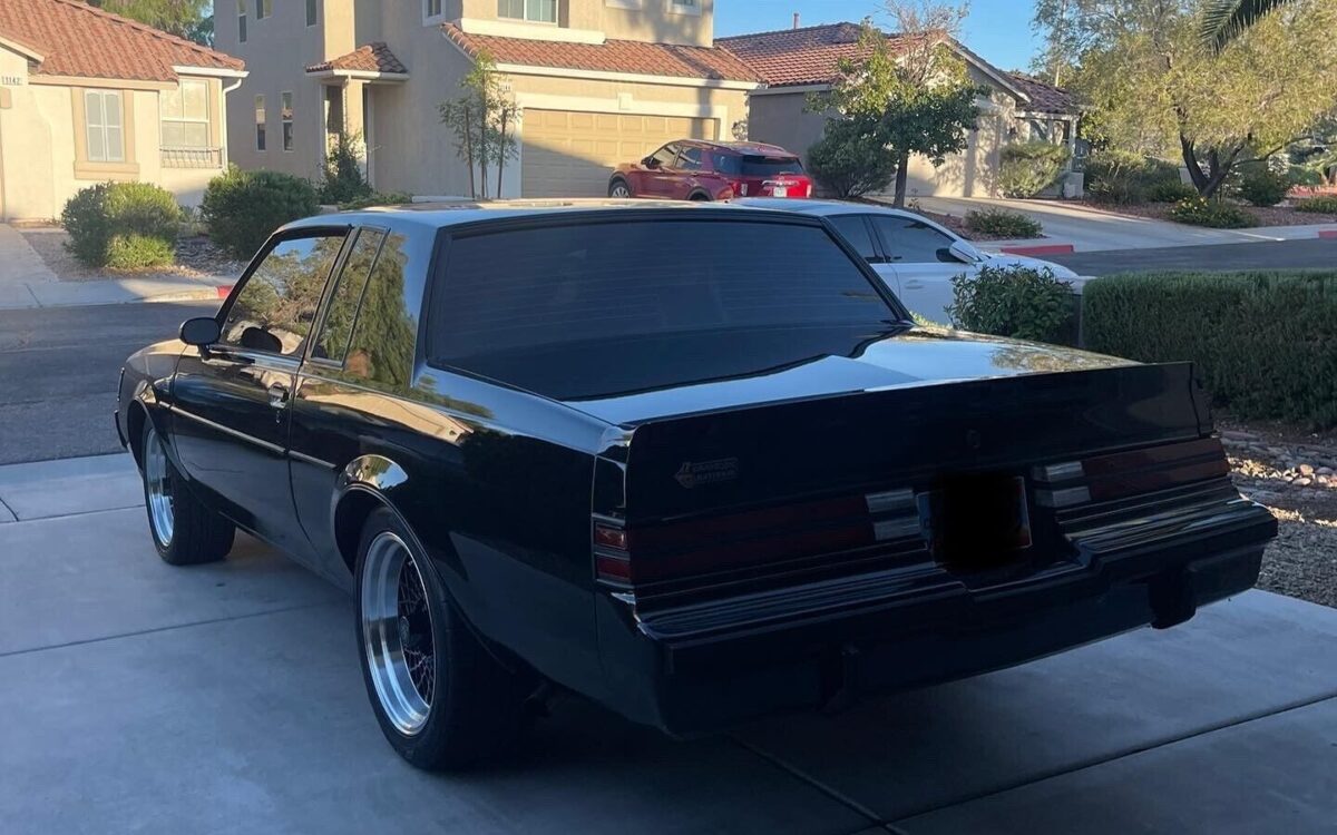 Buick-Grand-National-Coupe-1987-17
