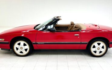 Buick-Reatta-Cabriolet-1990-3