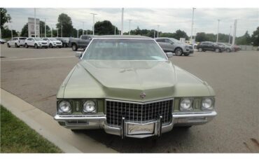 Cadillac-DeVille-1971-2