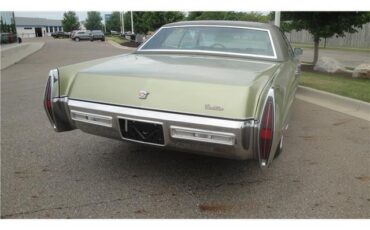 Cadillac-DeVille-1971-3