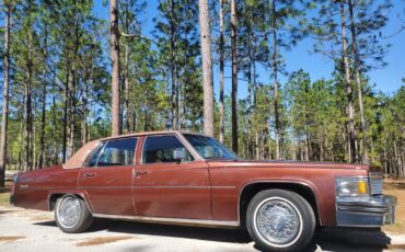 Cadillac DeVille Berline 1979