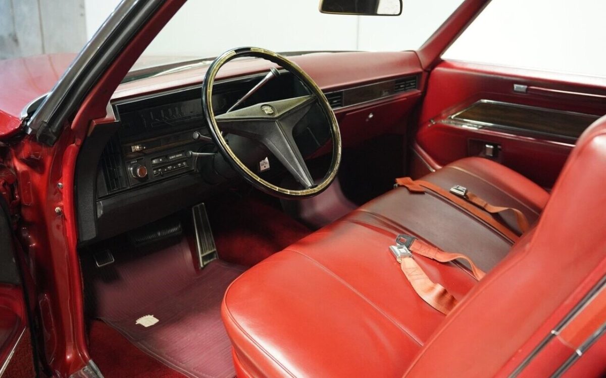Cadillac-DeVille-Cabriolet-1969-4