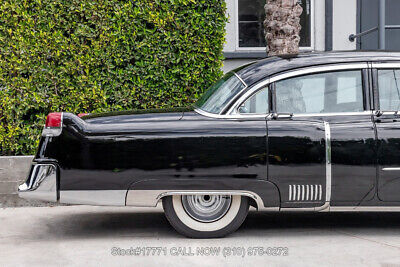 Cadillac-Fleetwood-1954-10
