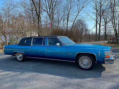 Cadillac Fleetwood Limousine 1983 à vendre