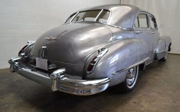 Cadillac-Series-62-1947-3