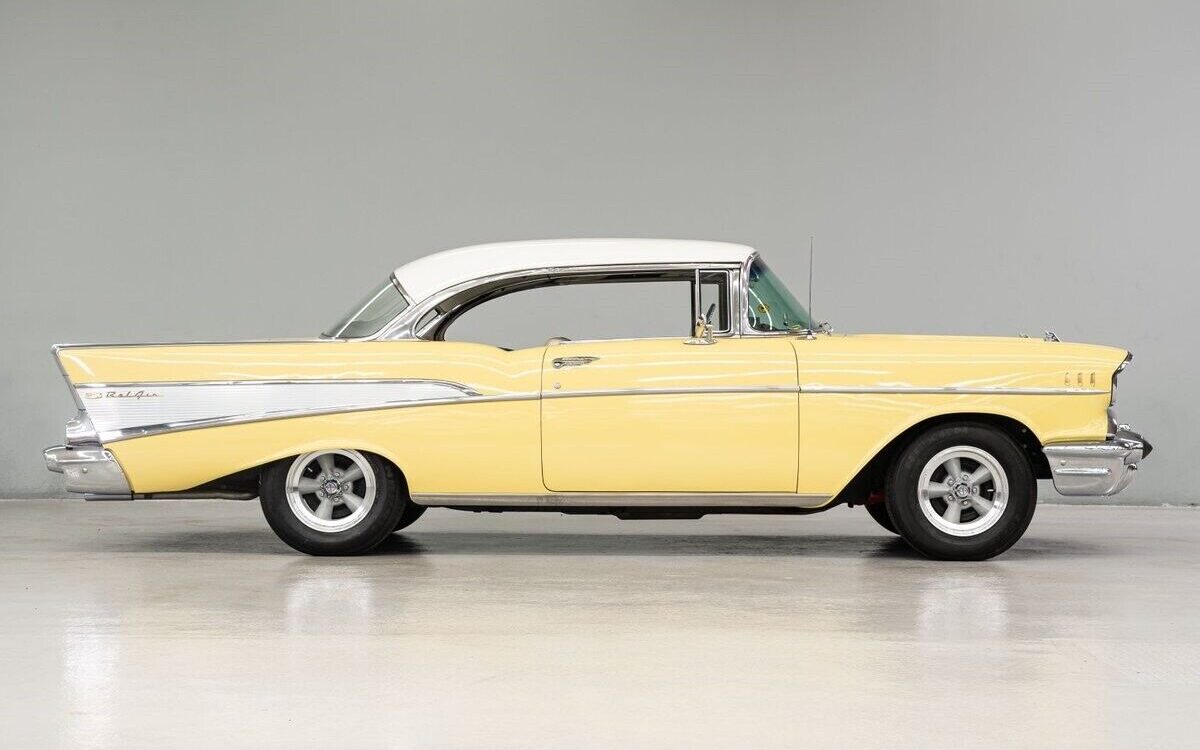 Chevrolet-Bel-Air150210-Coupe-1957-7