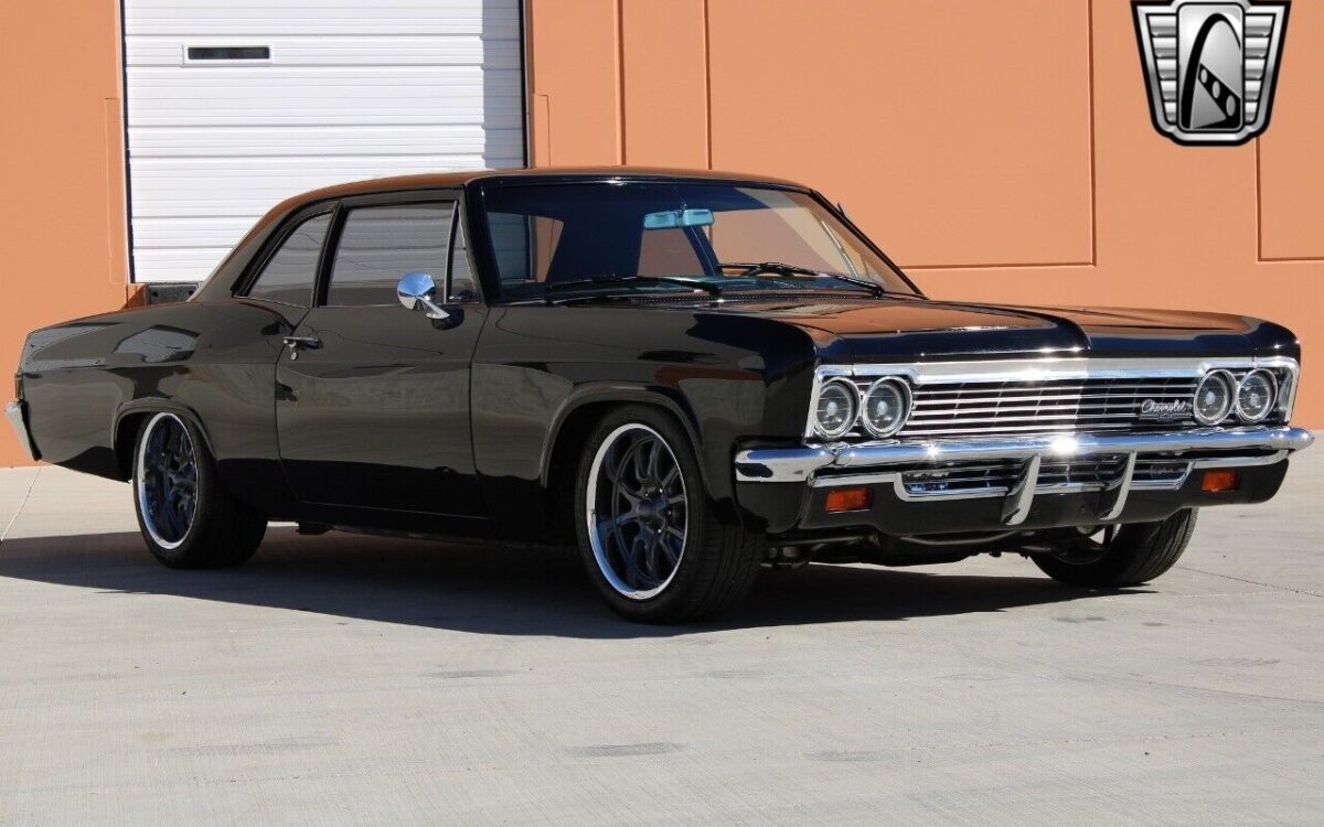 Chevrolet-Biscayne-1966-6