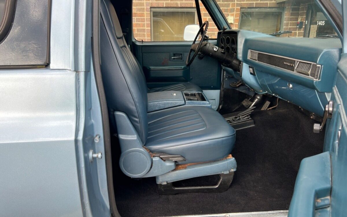 Chevrolet-Blazer-1989-25