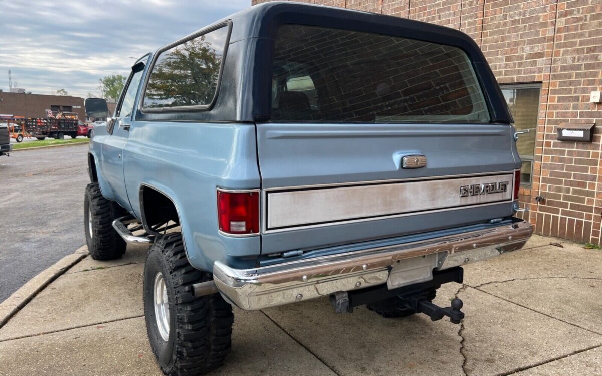 Chevrolet-Blazer-1989-4