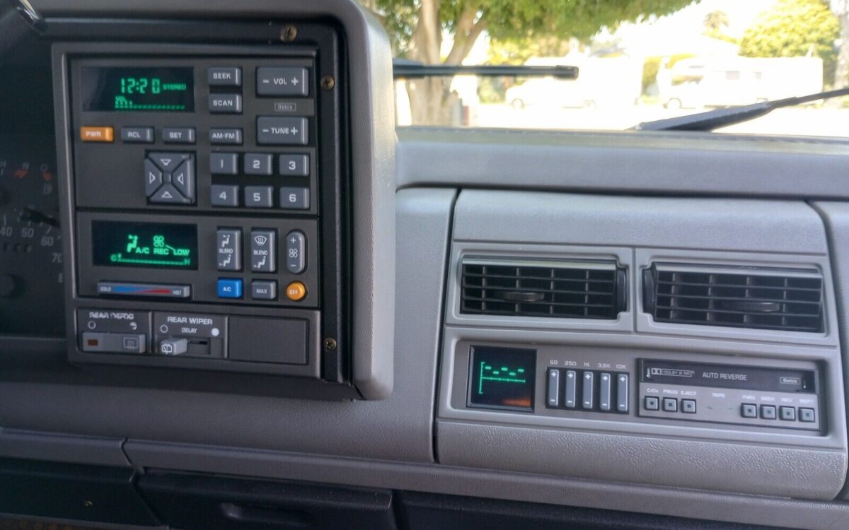 Chevrolet-Blazer-SUV-1994-21