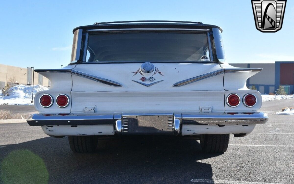 Chevrolet-Brookwood-1960-5
